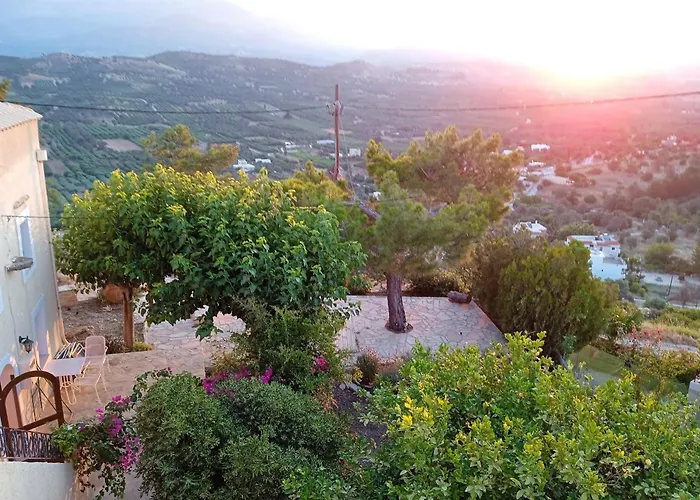 Kamilari Epavlis Luxury Apartments Top Floor