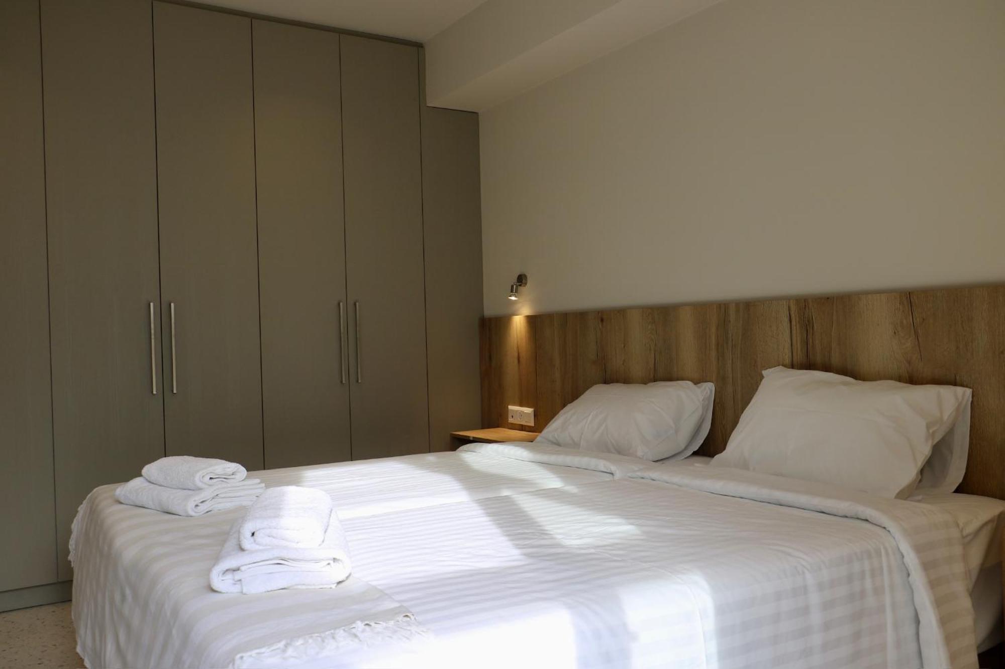 Epavlis Luxury Floor *